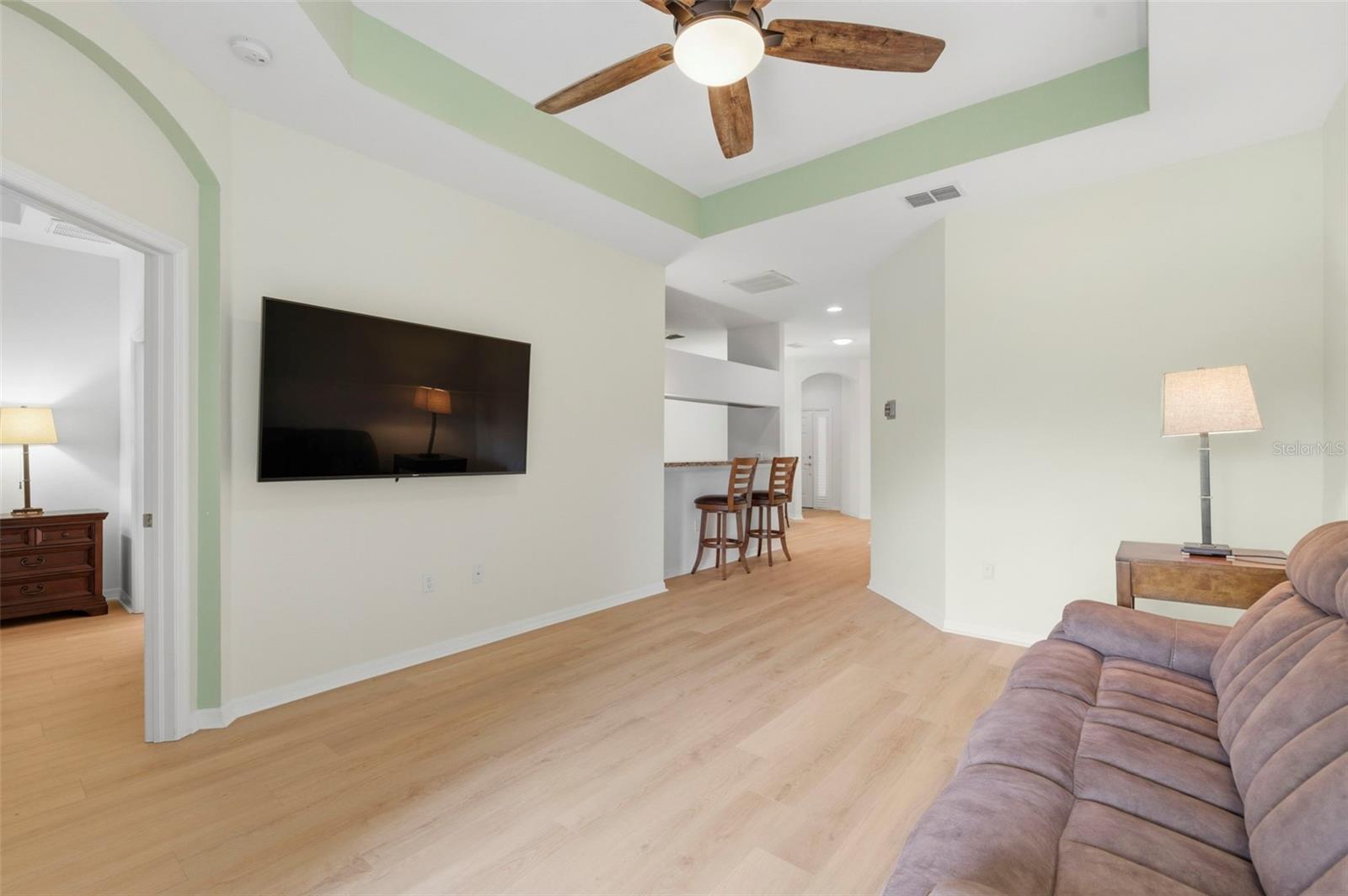 Image 9 of 41 For 11214 Port Douglas Drive