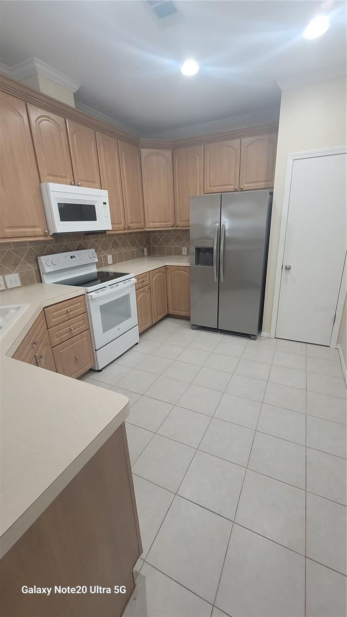 Image 4 of 15 For 4927 Marina Palms Drive