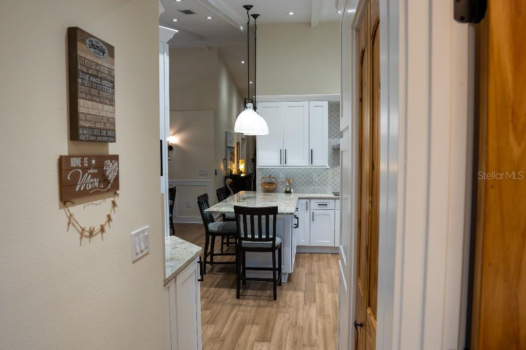 Image 21 of 52 For 4050 Salem Square Court