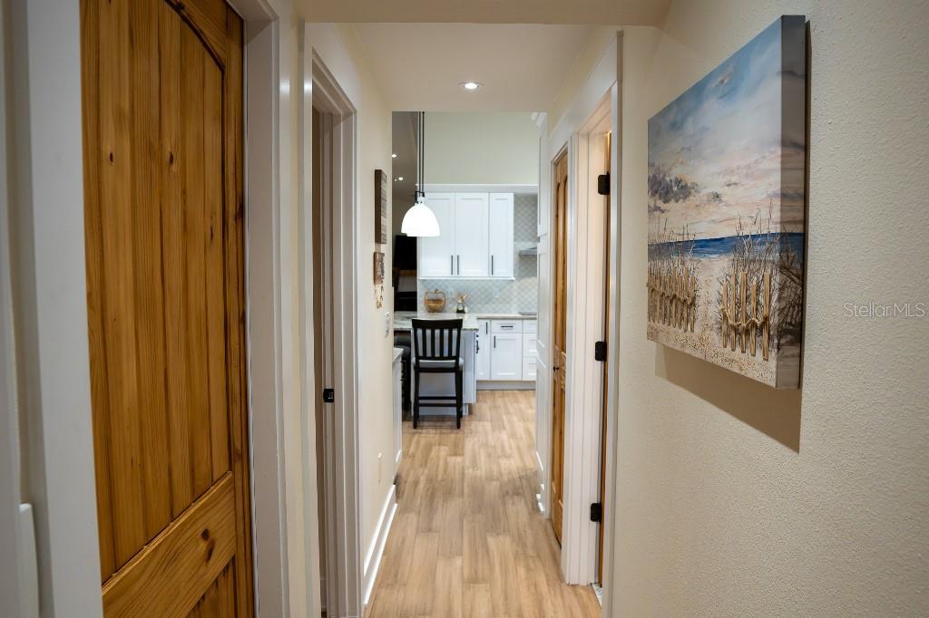 Image 28 of 52 For 4050 Salem Square Court