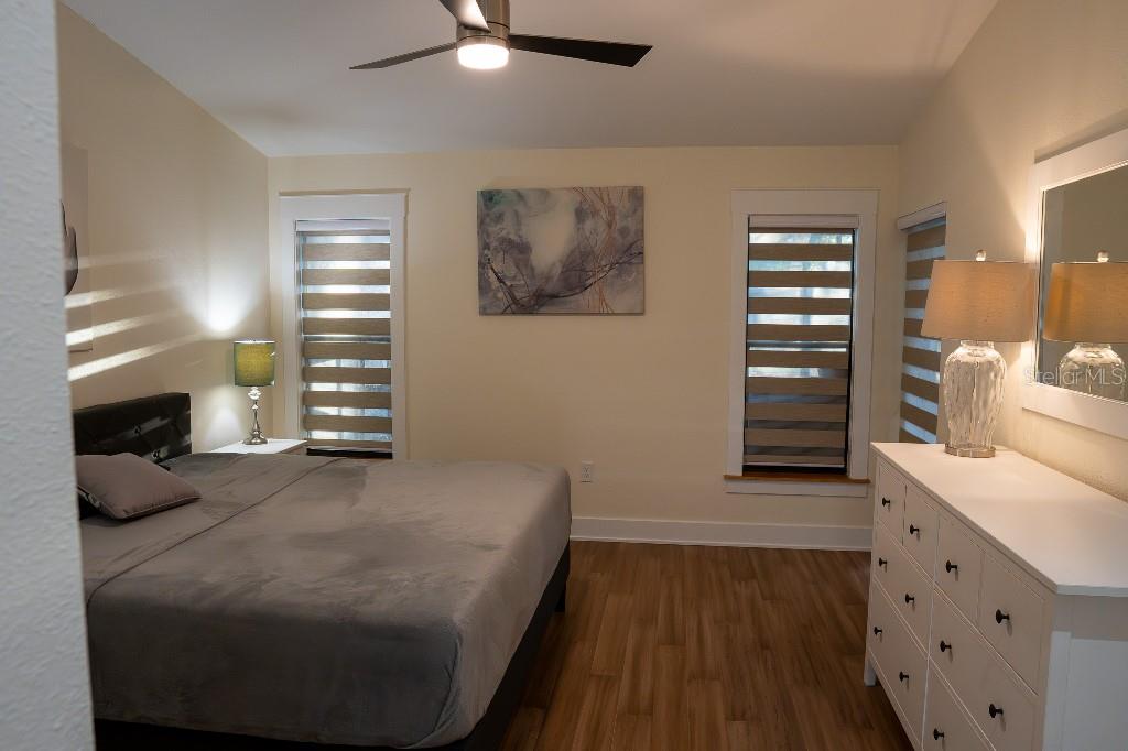 Image 34 of 52 For 4050 Salem Square Court