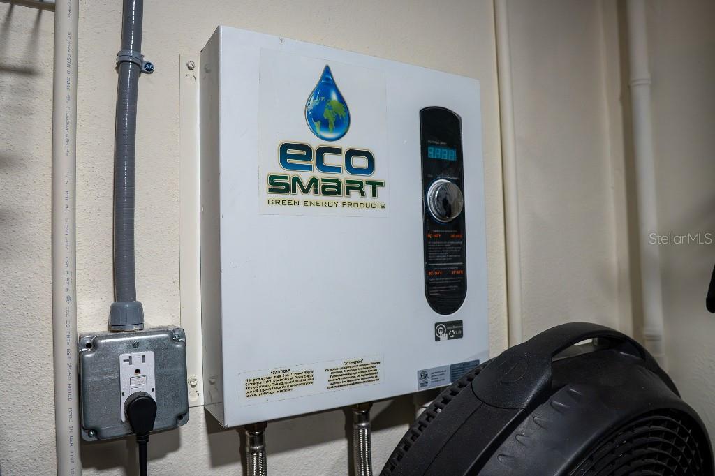 Image 46 of 52 For 4050 Salem Square Court