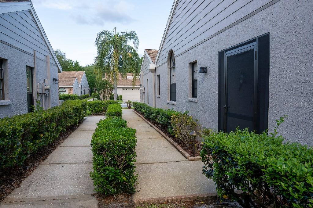 Image 6 of 52 For 4050 Salem Square Court