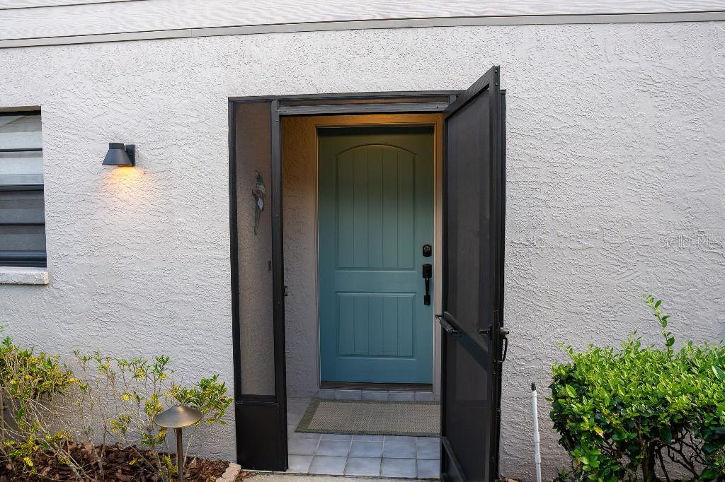 Image 7 of 52 For 4050 Salem Square Court