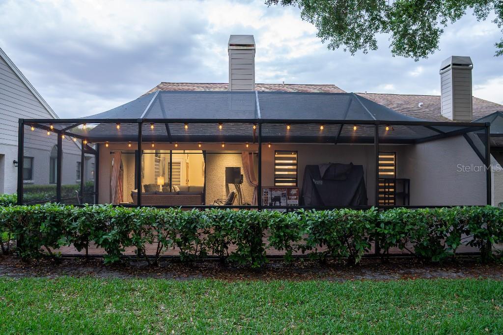 Image 9 of 52 For 4050 Salem Square Court