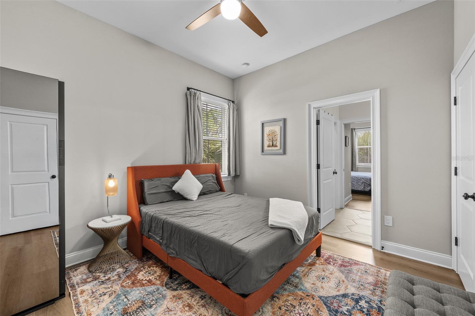 Listing photo id 14 for 3601 Rogers Avenue