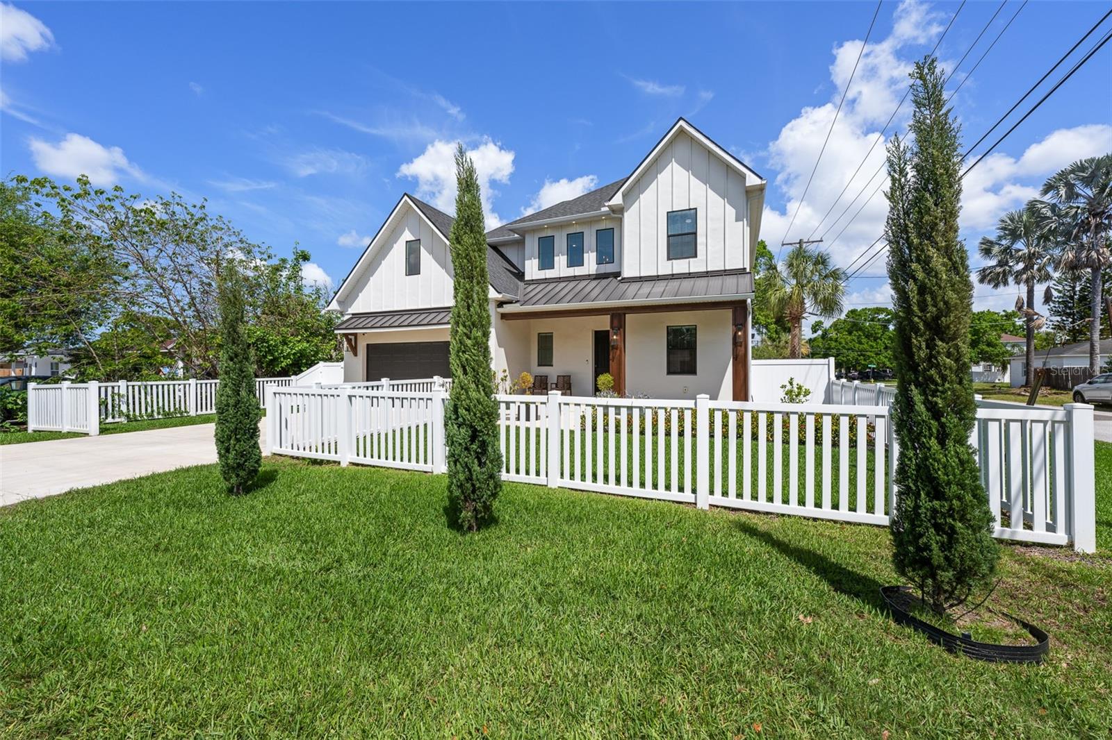 Listing photo id 0 for 3601 Rogers Avenue