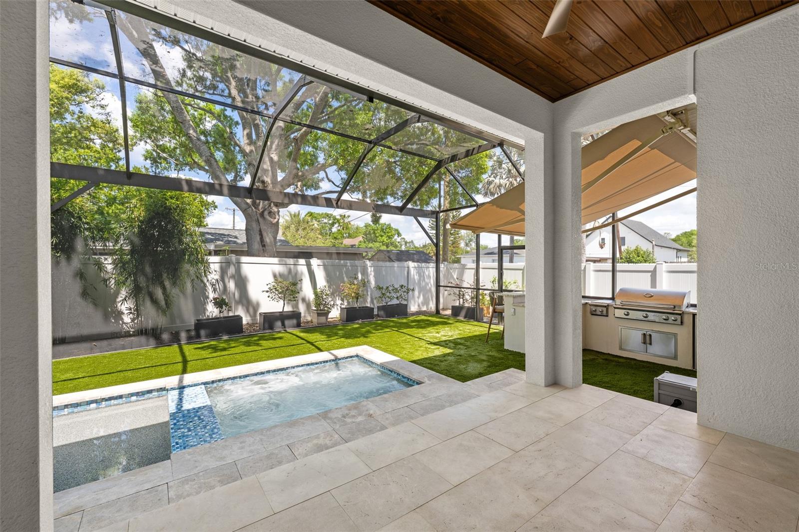 Listing photo id 23 for 3601 Rogers Avenue