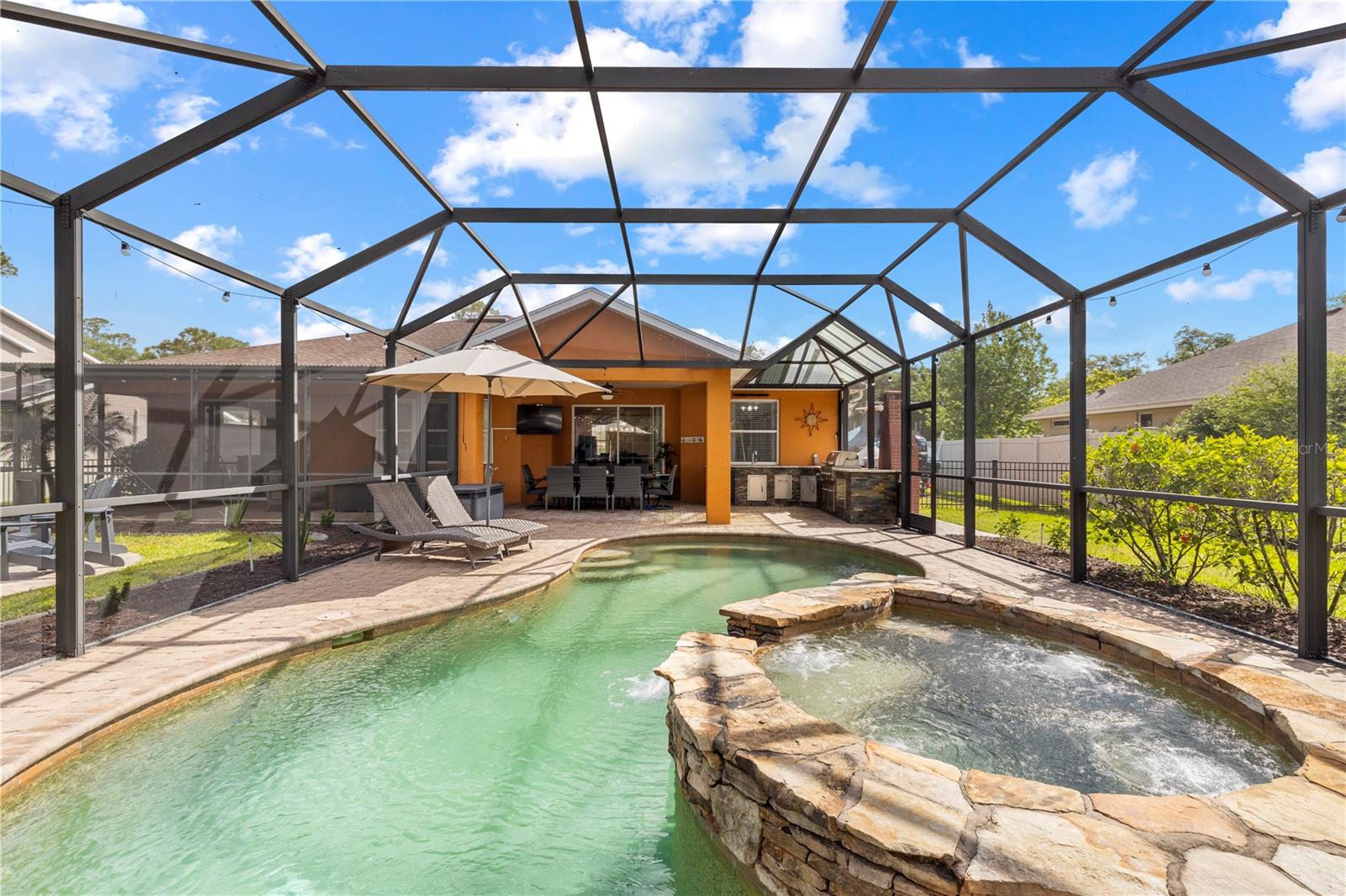 Image 2 of 75 For 13716 18th Place E