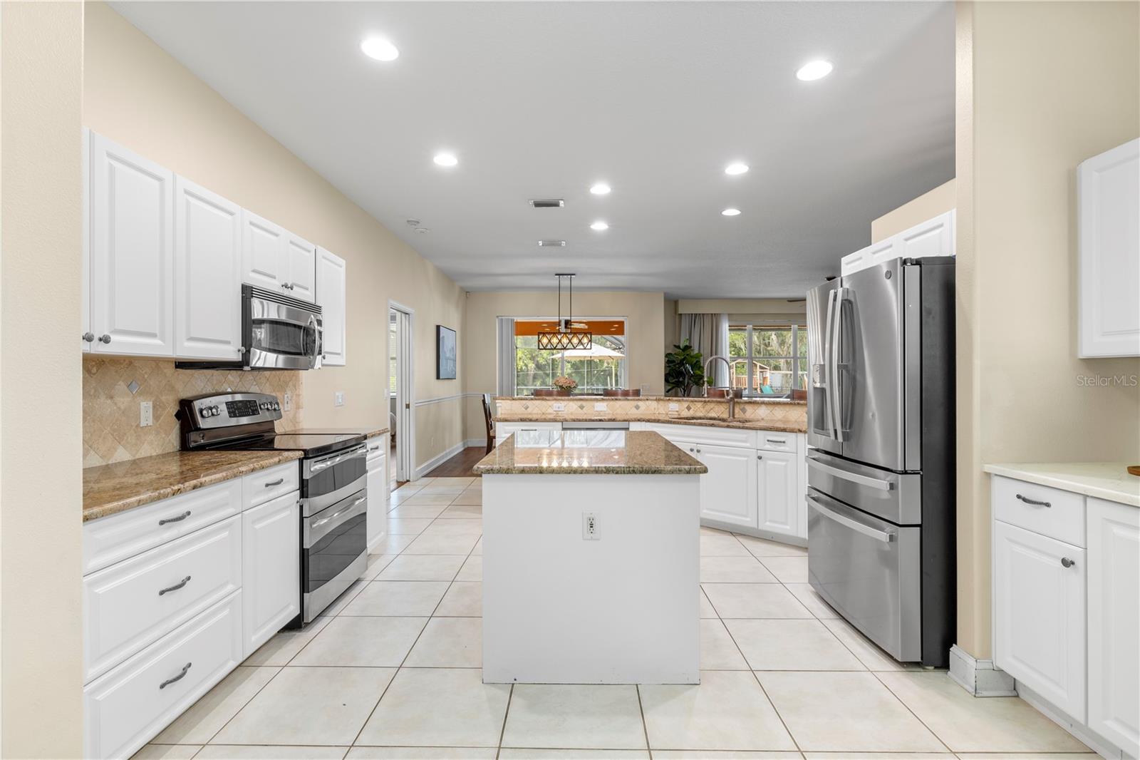 Image 22 of 75 For 13716 18th Place E