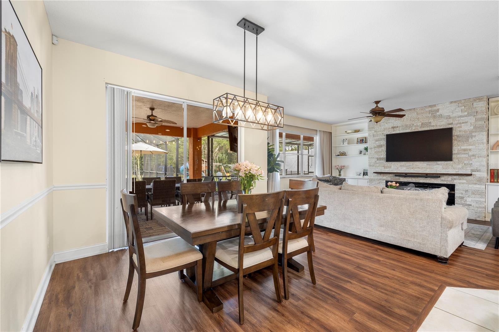 Image 26 of 75 For 13716 18th Place E