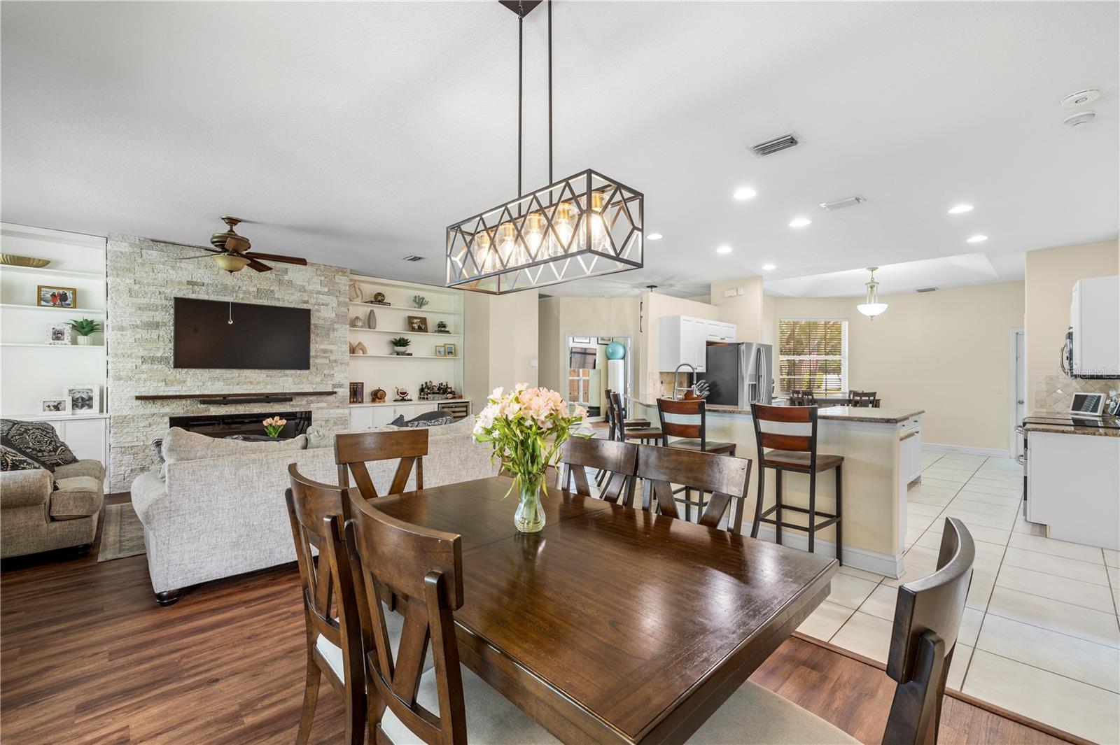 Image 3 of 75 For 13716 18th Place E