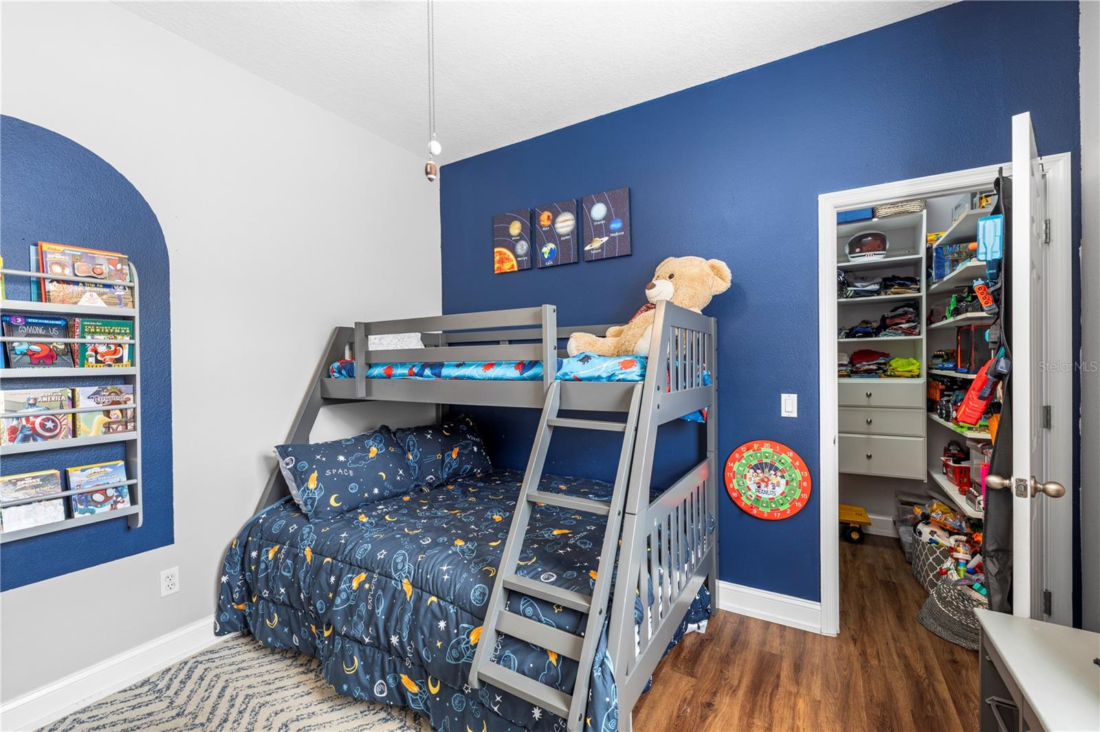 Image 30 of 75 For 13716 18th Place E