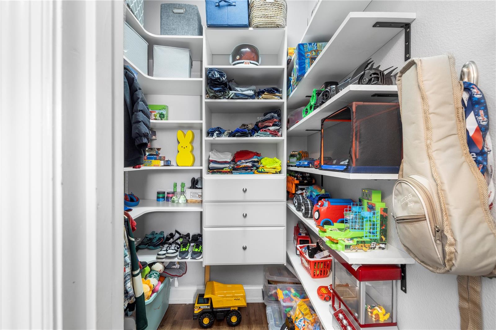 Image 31 of 75 For 13716 18th Place E