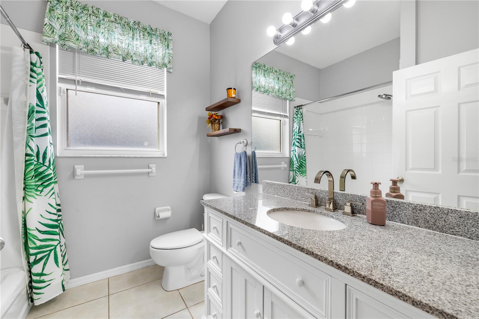 Image 33 of 75 For 13716 18th Place E