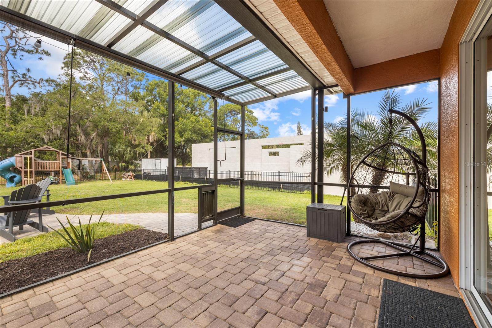 Image 43 of 75 For 13716 18th Place E