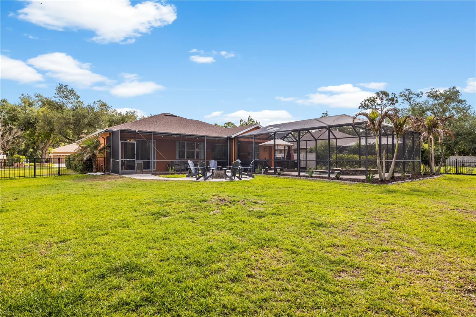 Image 53 of 75 For 13716 18th Place E