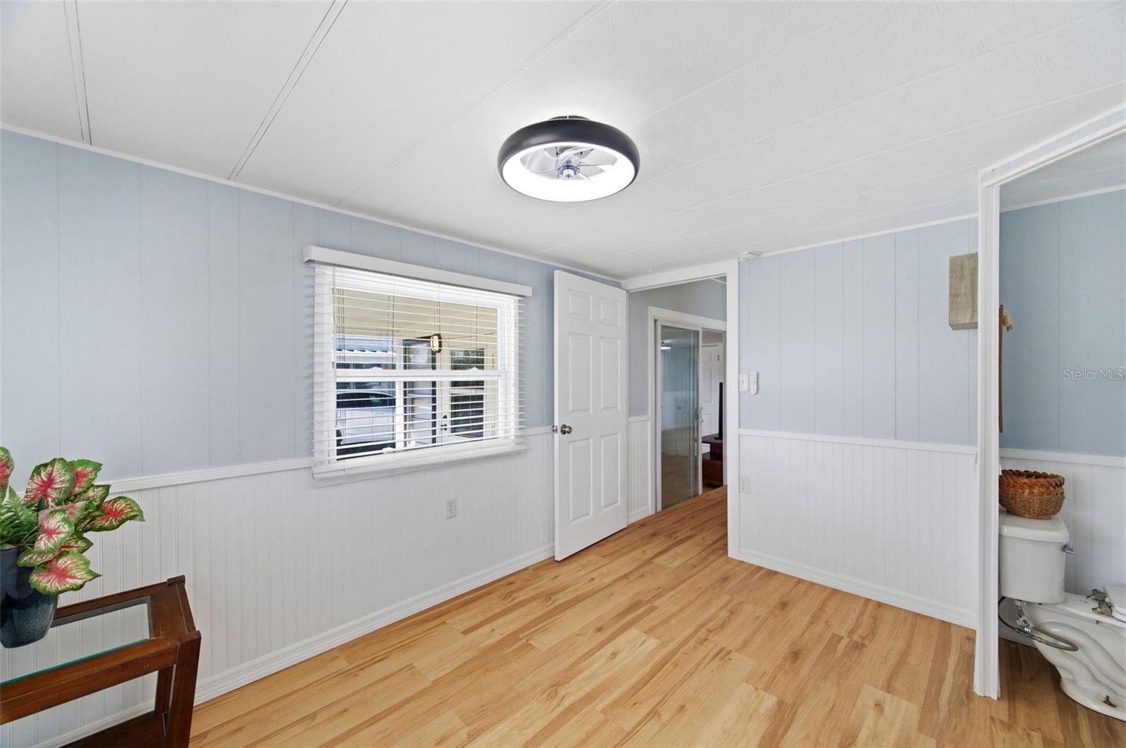 Image 13 of 51 For 10913 Liberty Drive