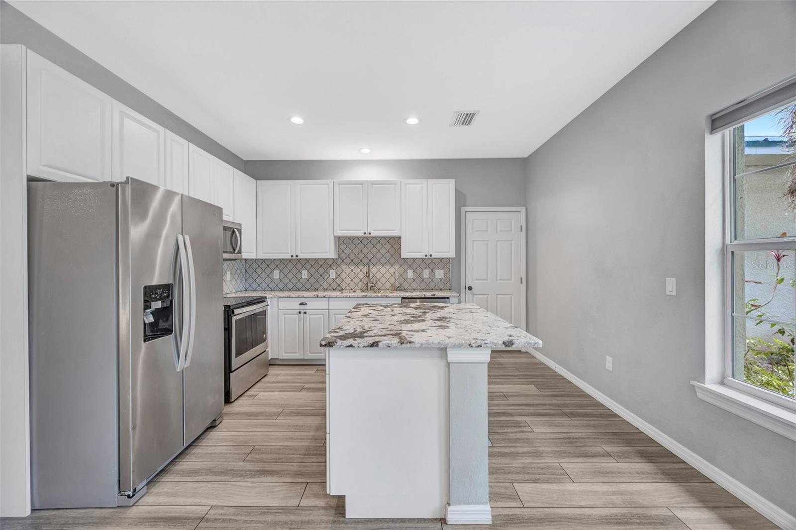 Image 12 of 58 For 2936 Norman Avenue