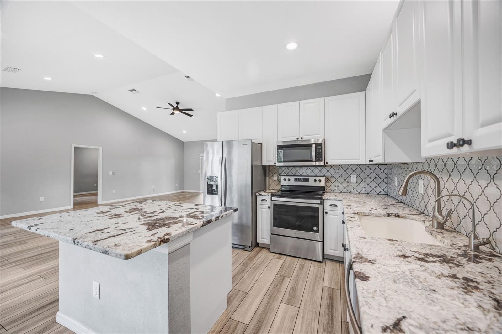 Image 14 of 58 For 2936 Norman Avenue