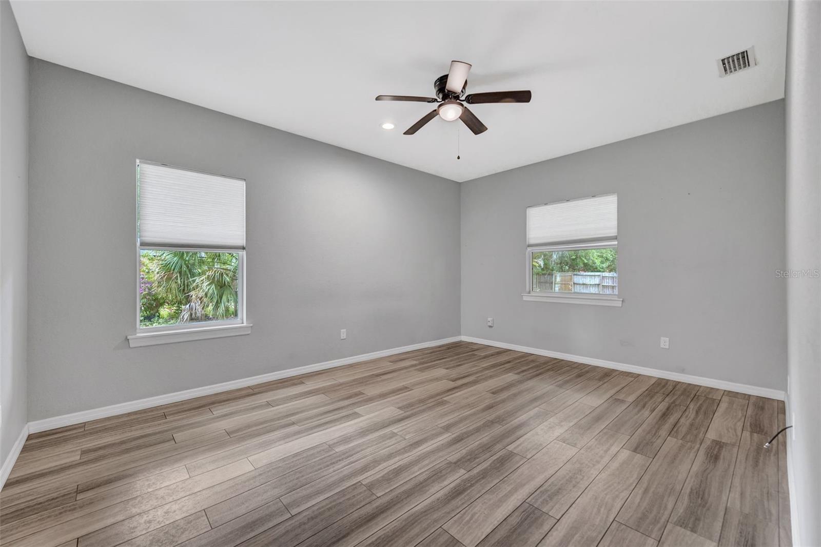 Image 17 of 58 For 2936 Norman Avenue