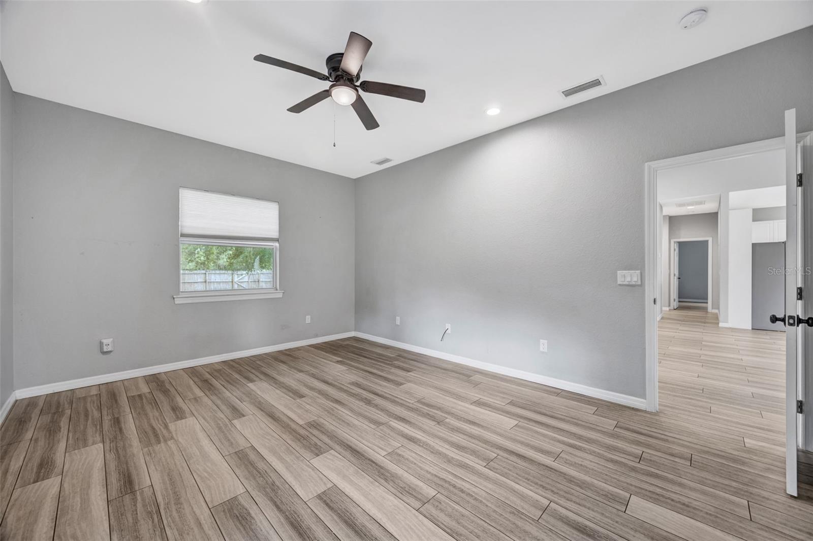 Image 18 of 58 For 2936 Norman Avenue