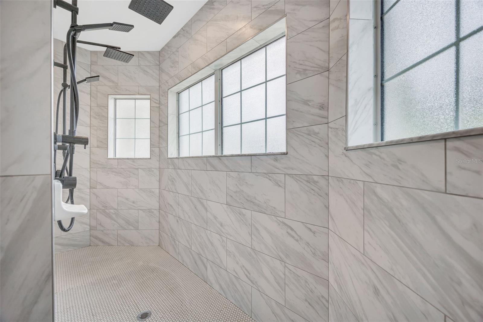 Image 24 of 58 For 2936 Norman Avenue