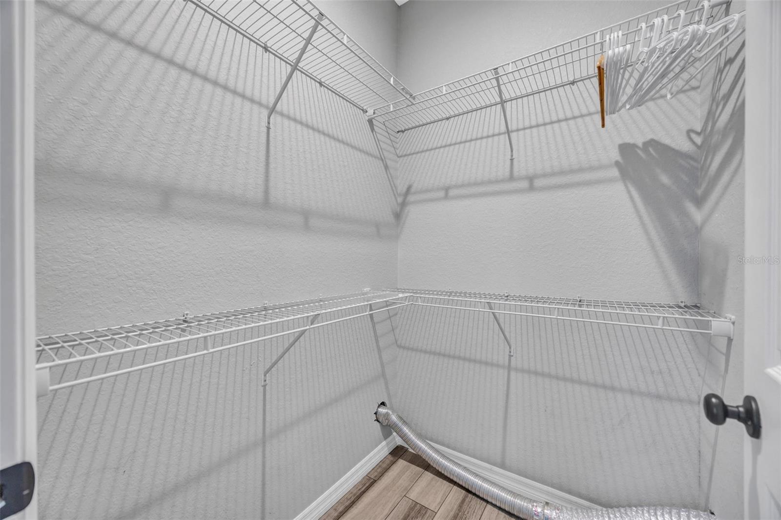 Image 26 of 58 For 2936 Norman Avenue