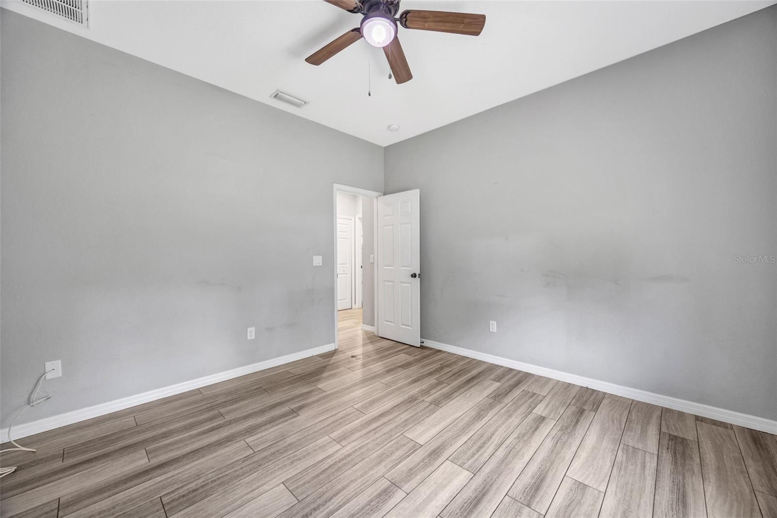 Image 29 of 58 For 2936 Norman Avenue