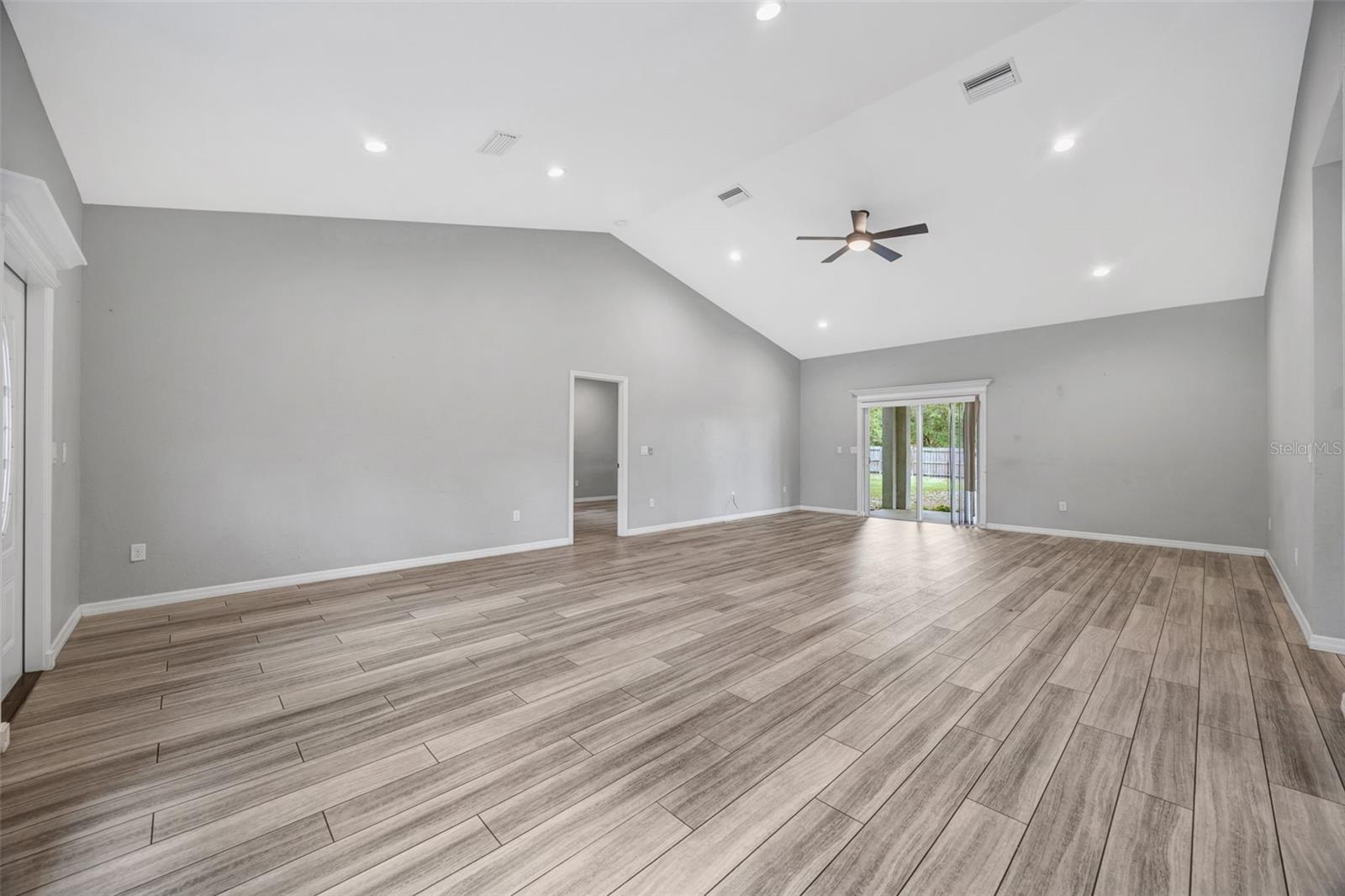 Image 5 of 58 For 2936 Norman Avenue