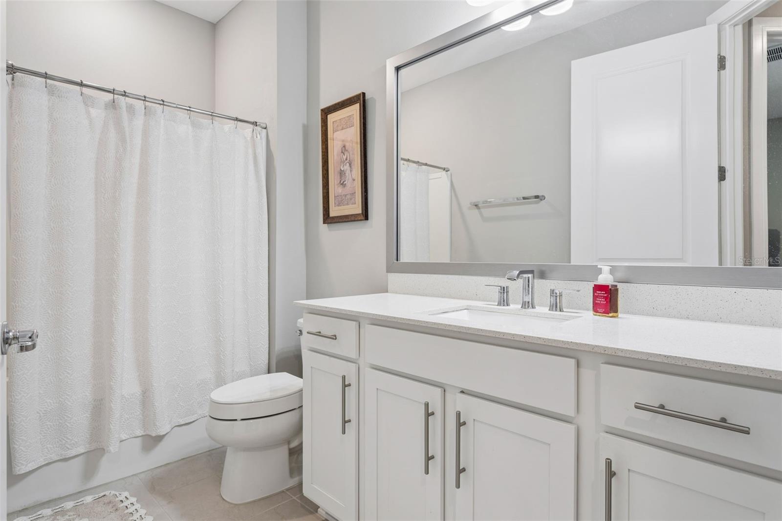 Image 16 of 34 For 6382 Bradford Woods Drive