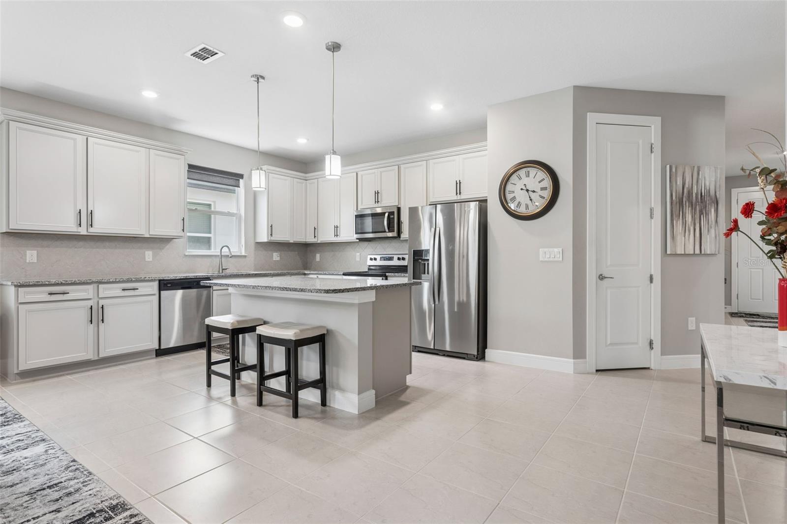 Image 8 of 34 For 6382 Bradford Woods Drive