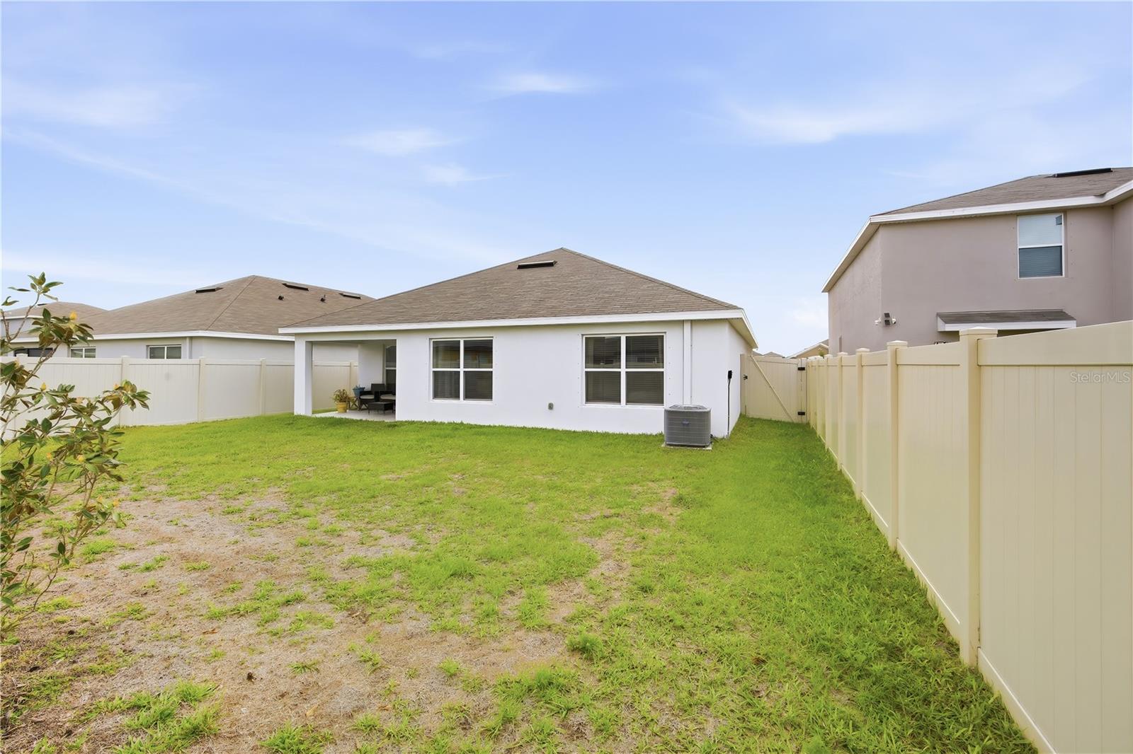 Image 23 of 29 For 2807 Gumbo Limbo Drive