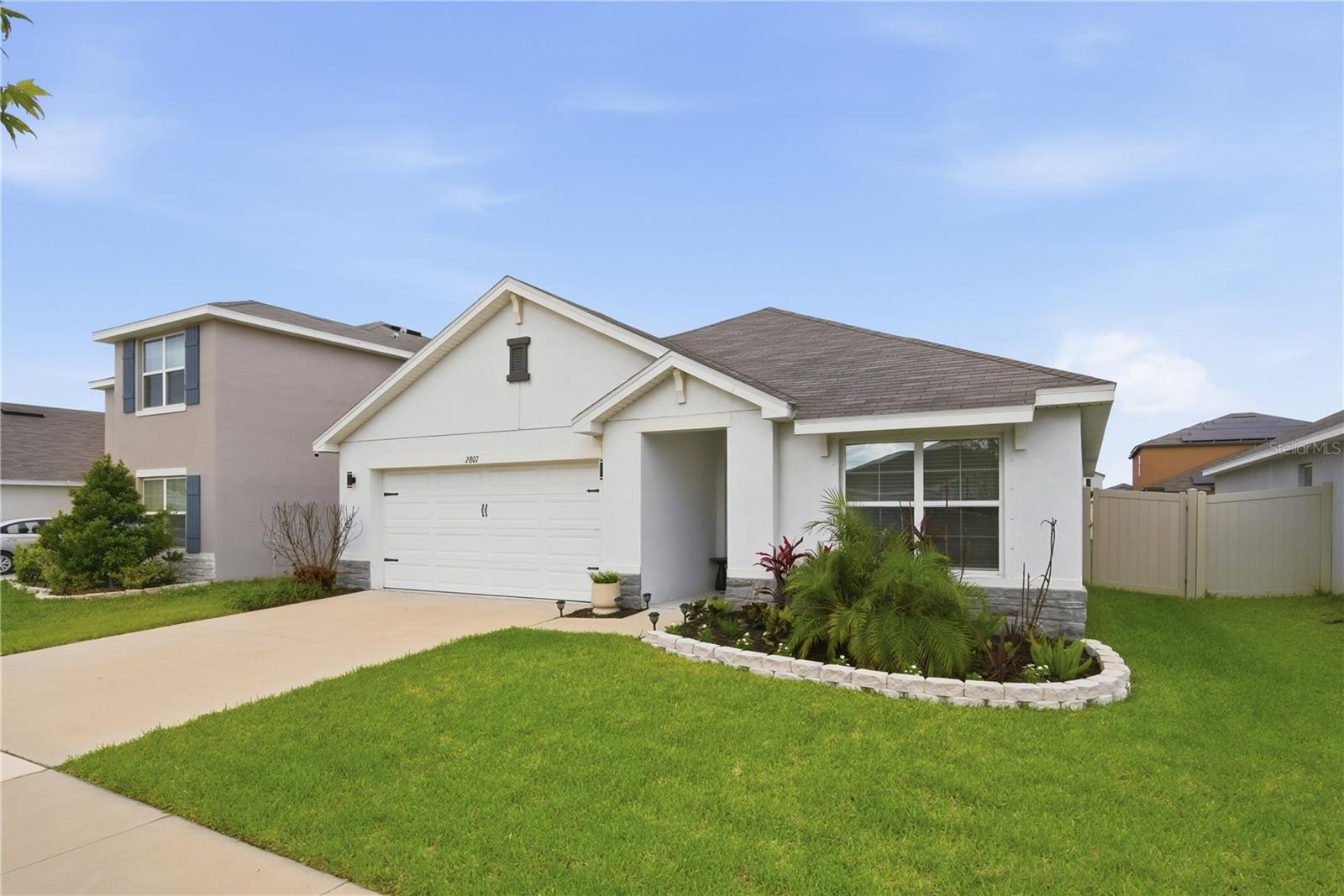 Image 3 of 29 For 2807 Gumbo Limbo Drive