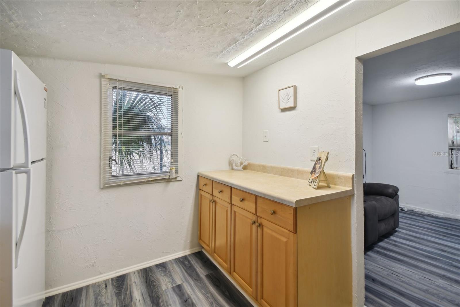 Image 18 of 24 For 1415 10th Avenue W