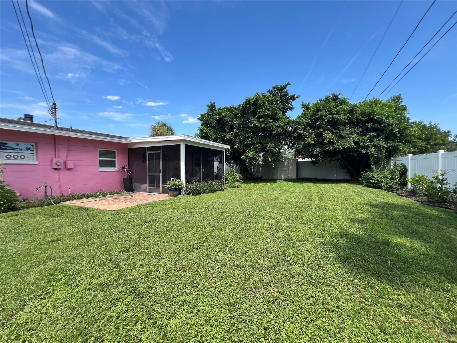 Image 16 of 23 For 3748 Manatee Drive Se