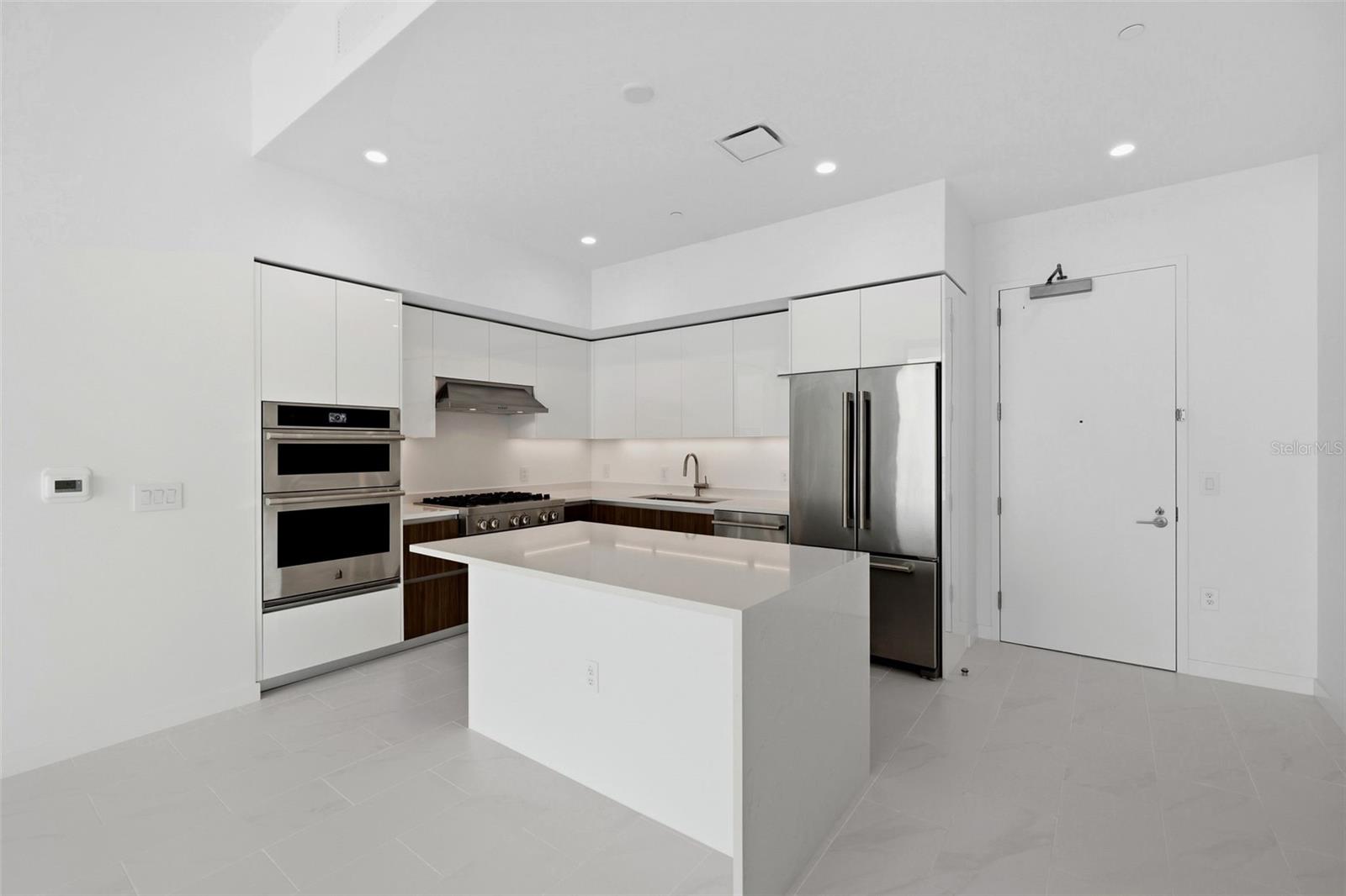 Image 18 of 68 For 400 Central Avenue 1903