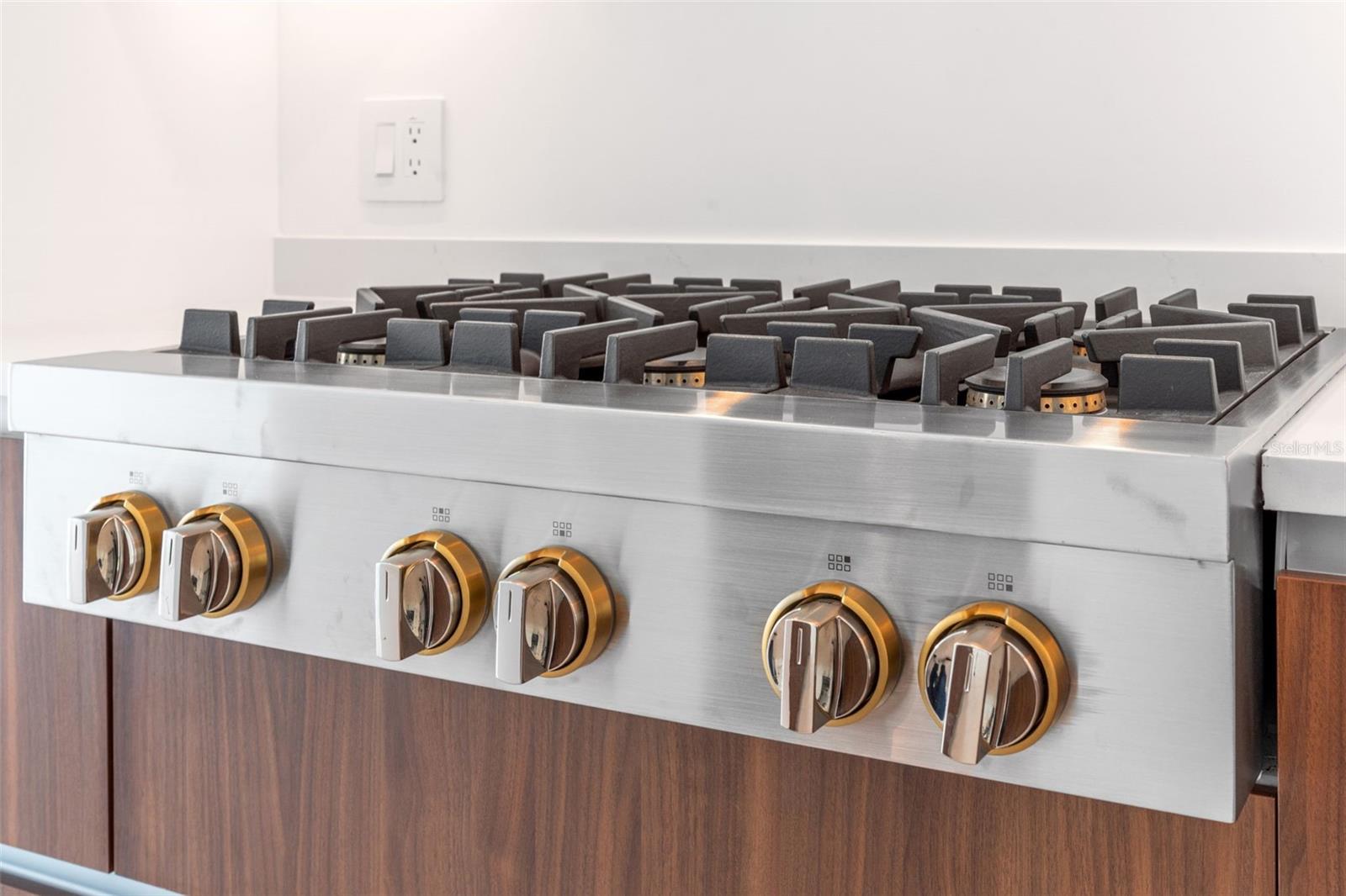 Image 25 of 68 For 400 Central Avenue 1903