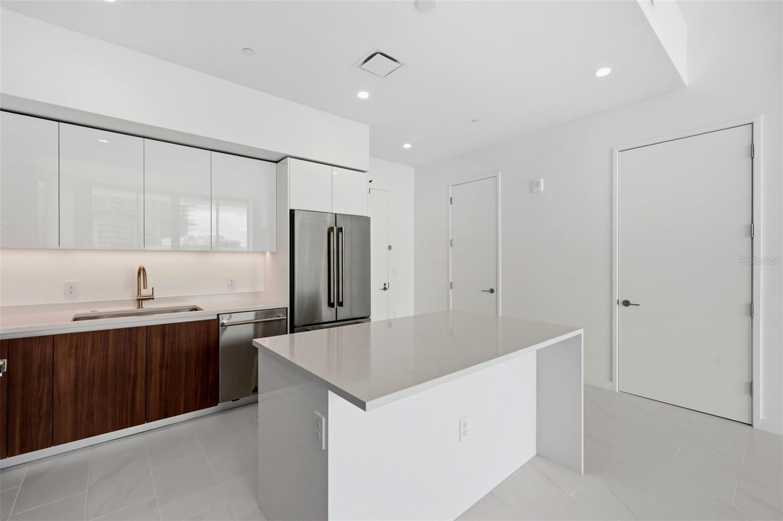 Image 26 of 68 For 400 Central Avenue 1903