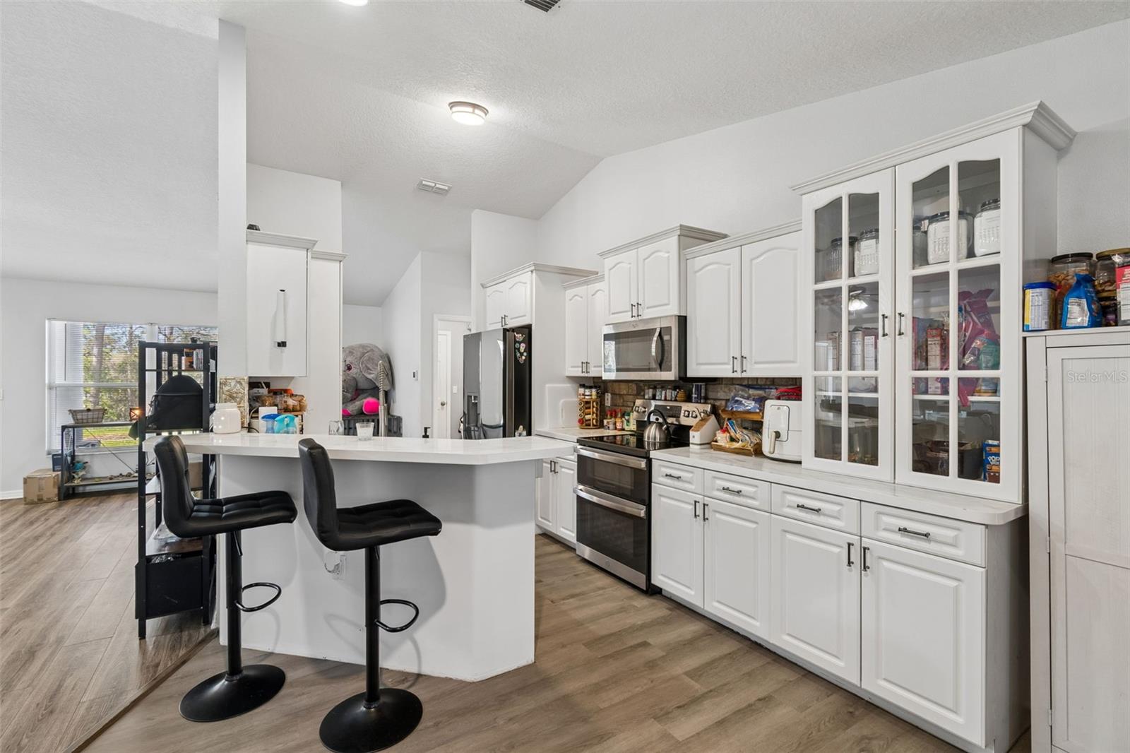 Listing photo id 13 for 12916 Ithaca Avenue