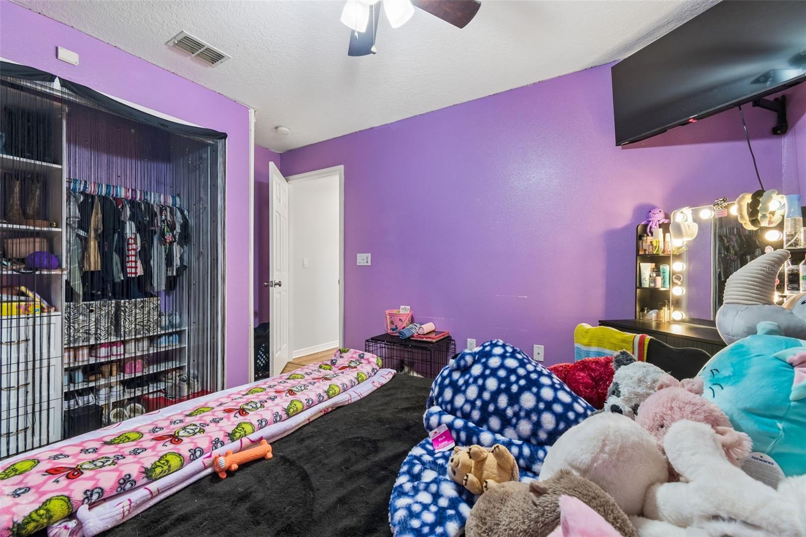 Listing photo id 20 for 12916 Ithaca Avenue