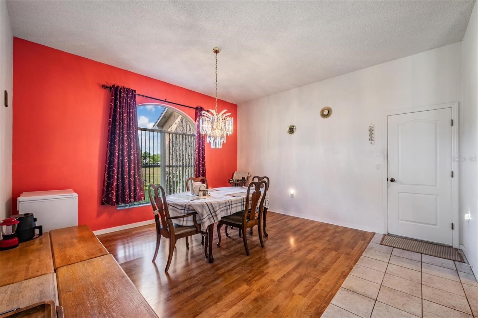 Image 10 of 57 For 13566 Rudi Loop