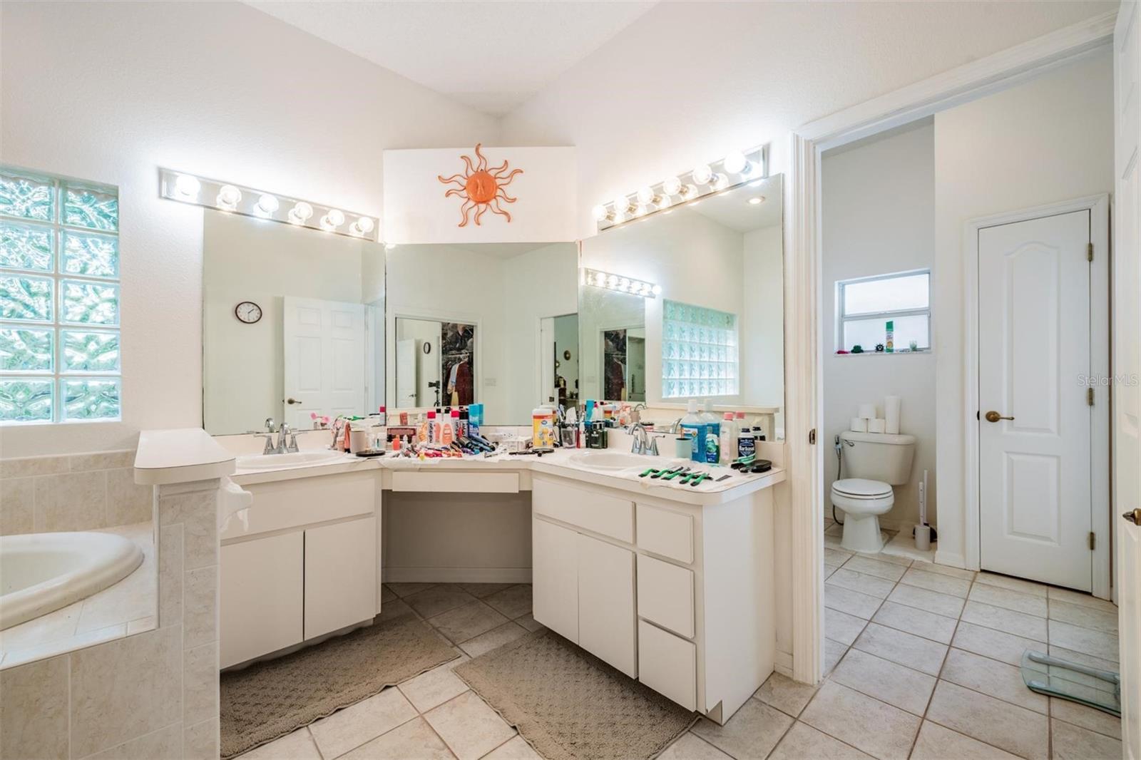 Image 29 of 57 For 13566 Rudi Loop