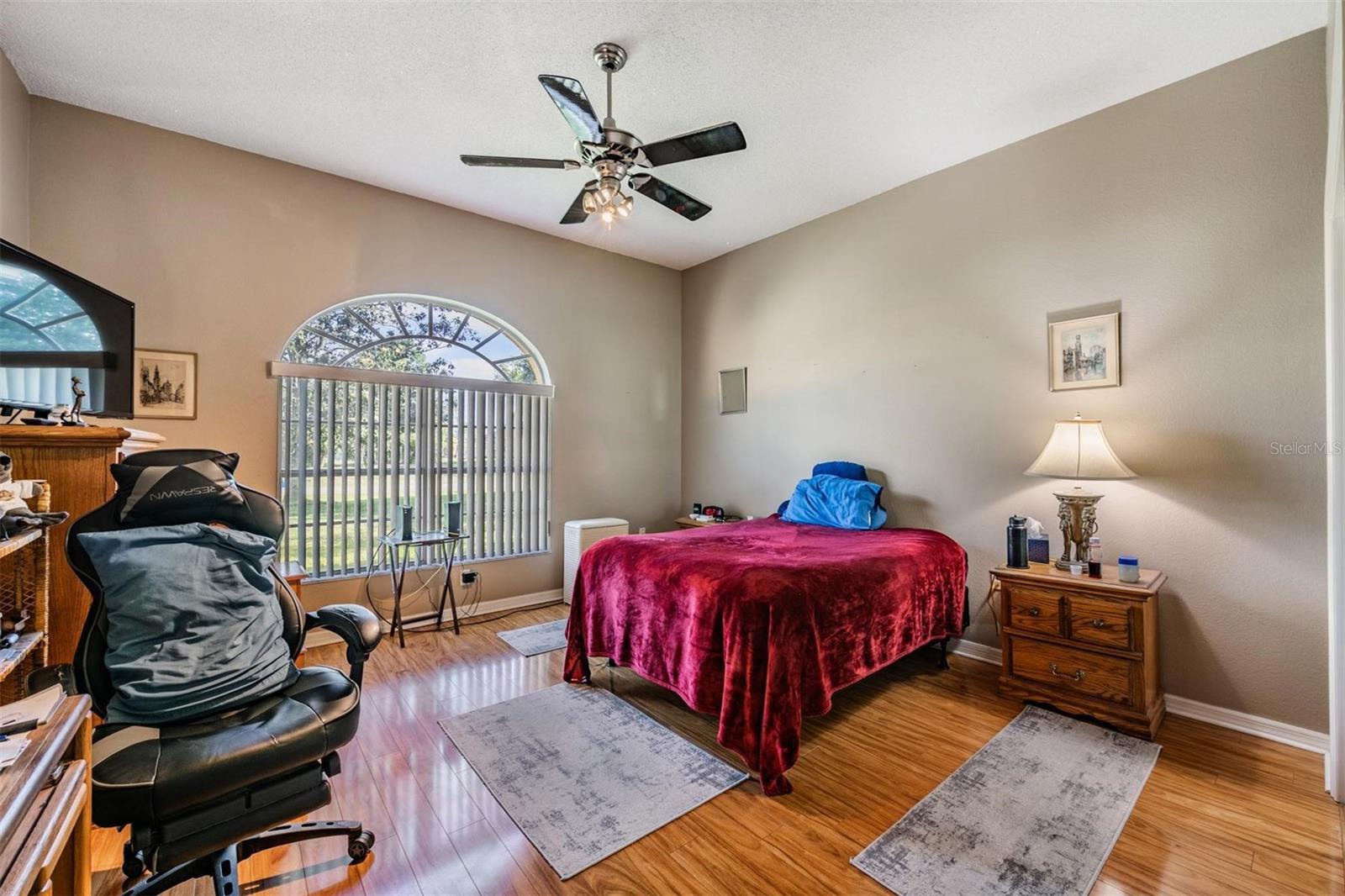 Image 37 of 57 For 13566 Rudi Loop