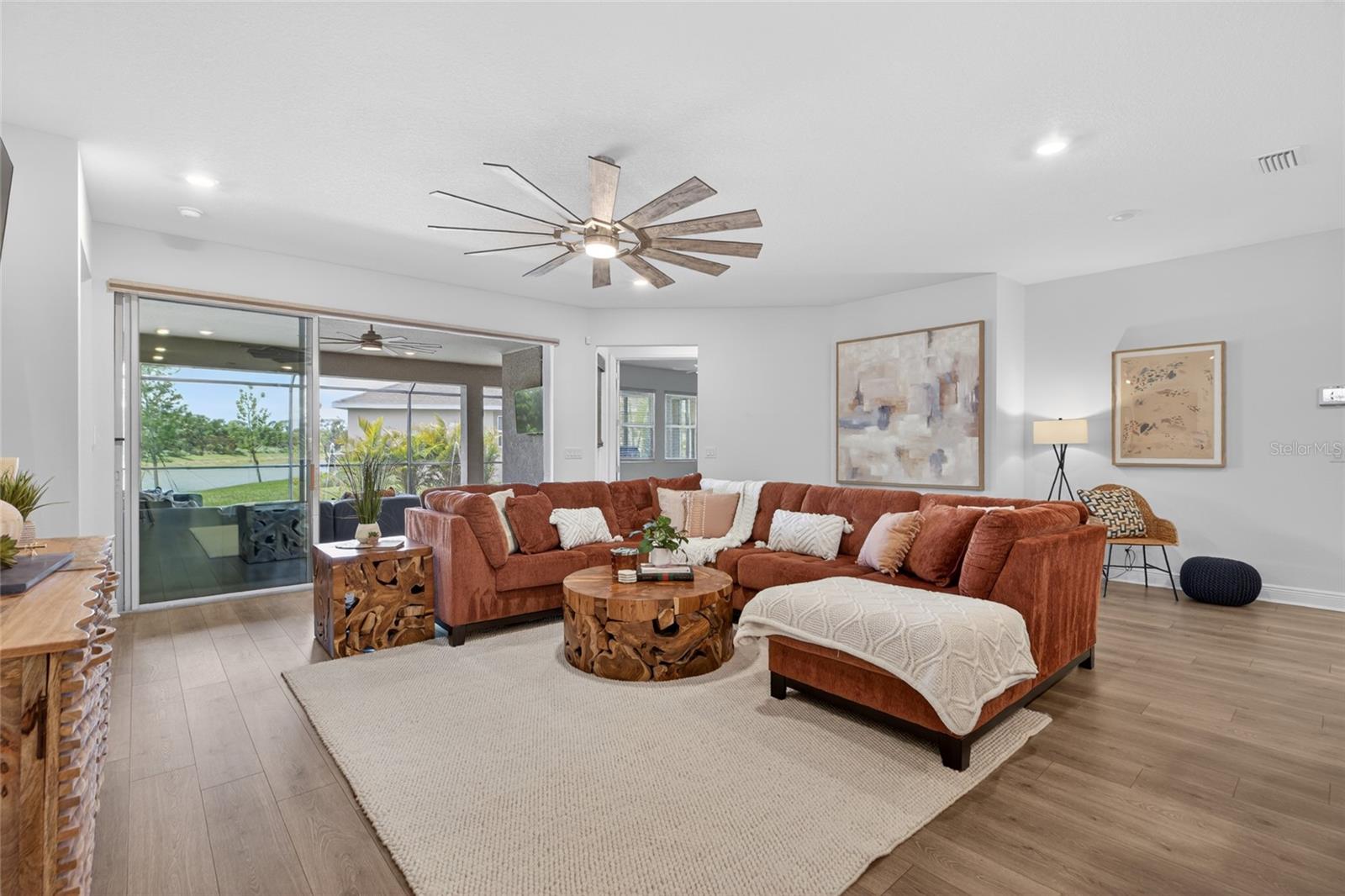 Image 20 of 81 For 7479 Sea Manatee Street