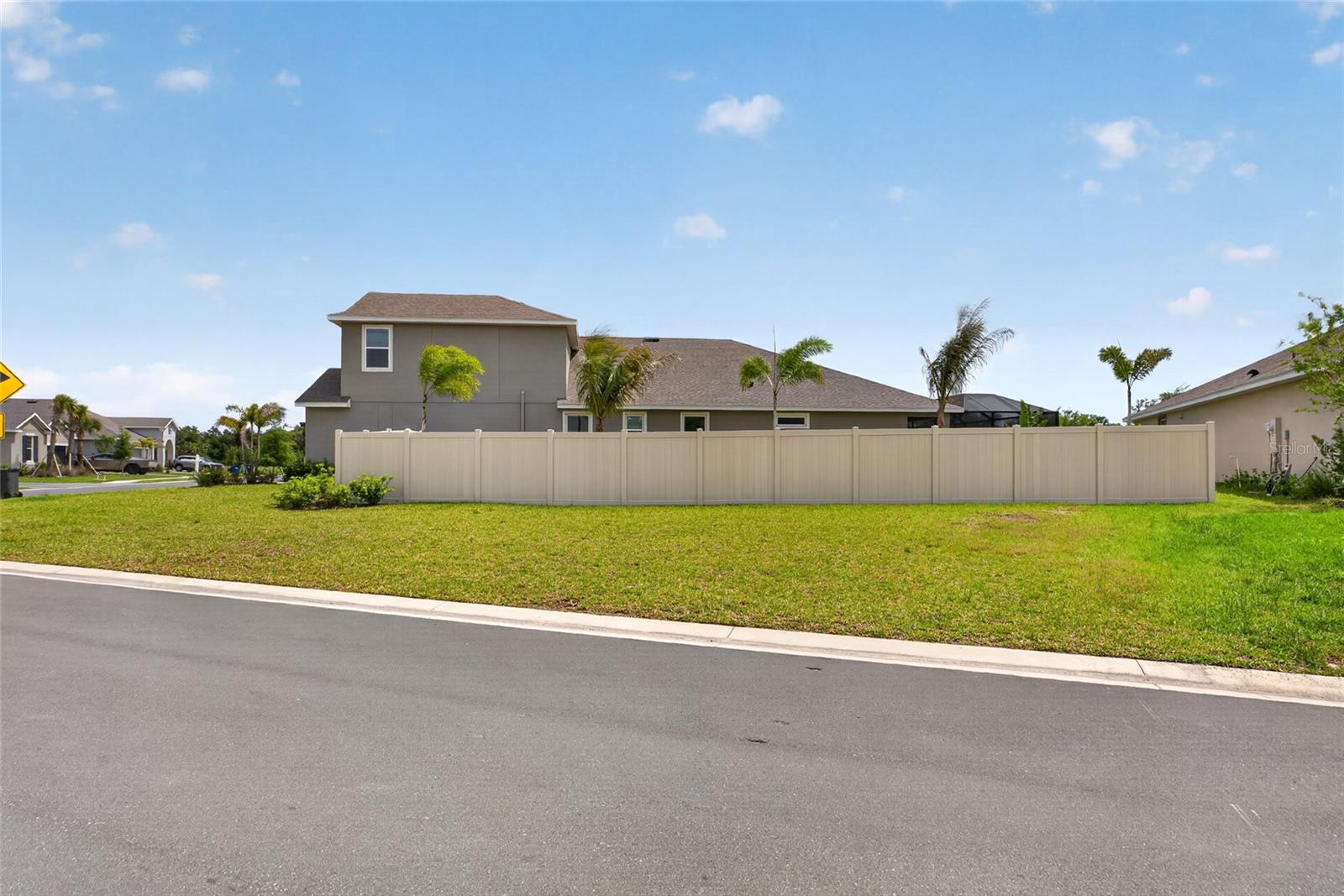 Image 76 of 81 For 7479 Sea Manatee Street