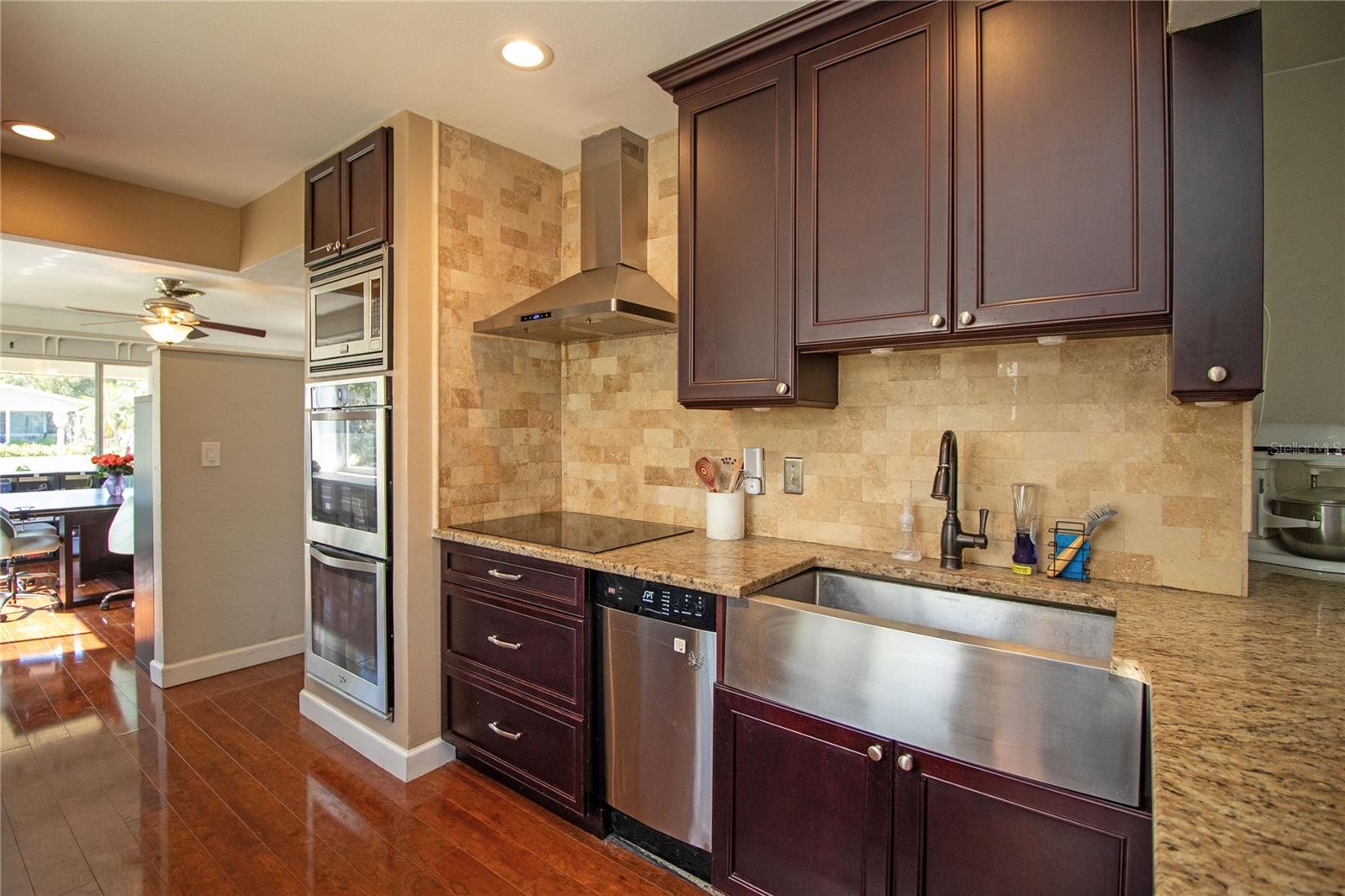 Image 11 of 30 For 5335 8th Avenue N