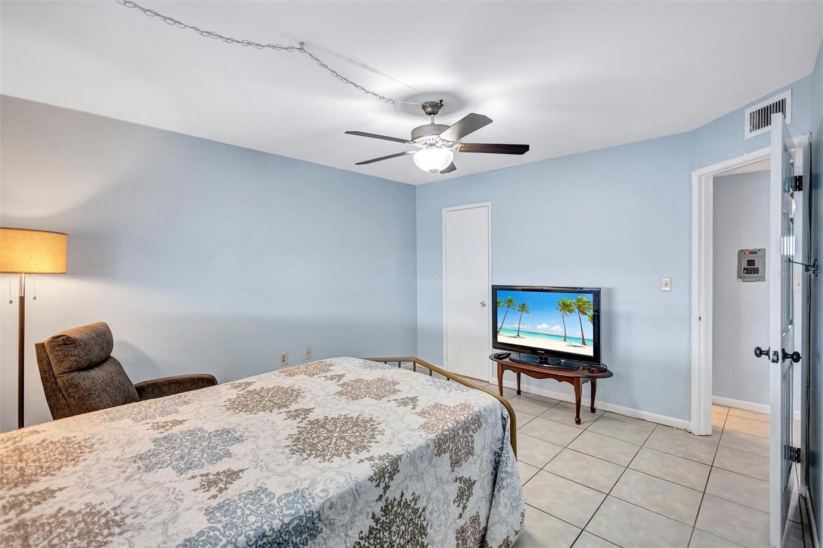 Image 10 of 28 For 5945 21st Street N 3