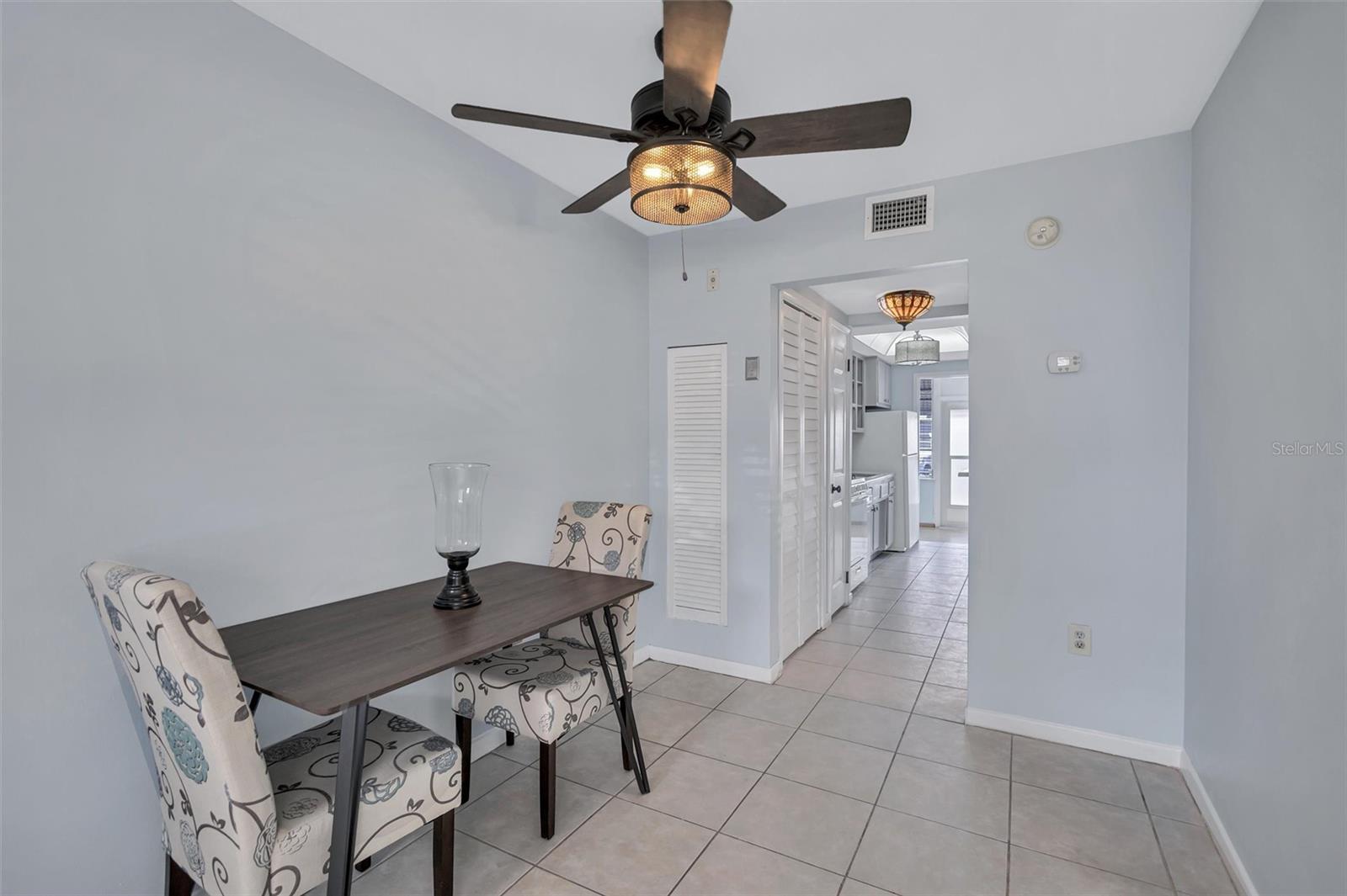 Image 5 of 28 For 5945 21st Street N 3