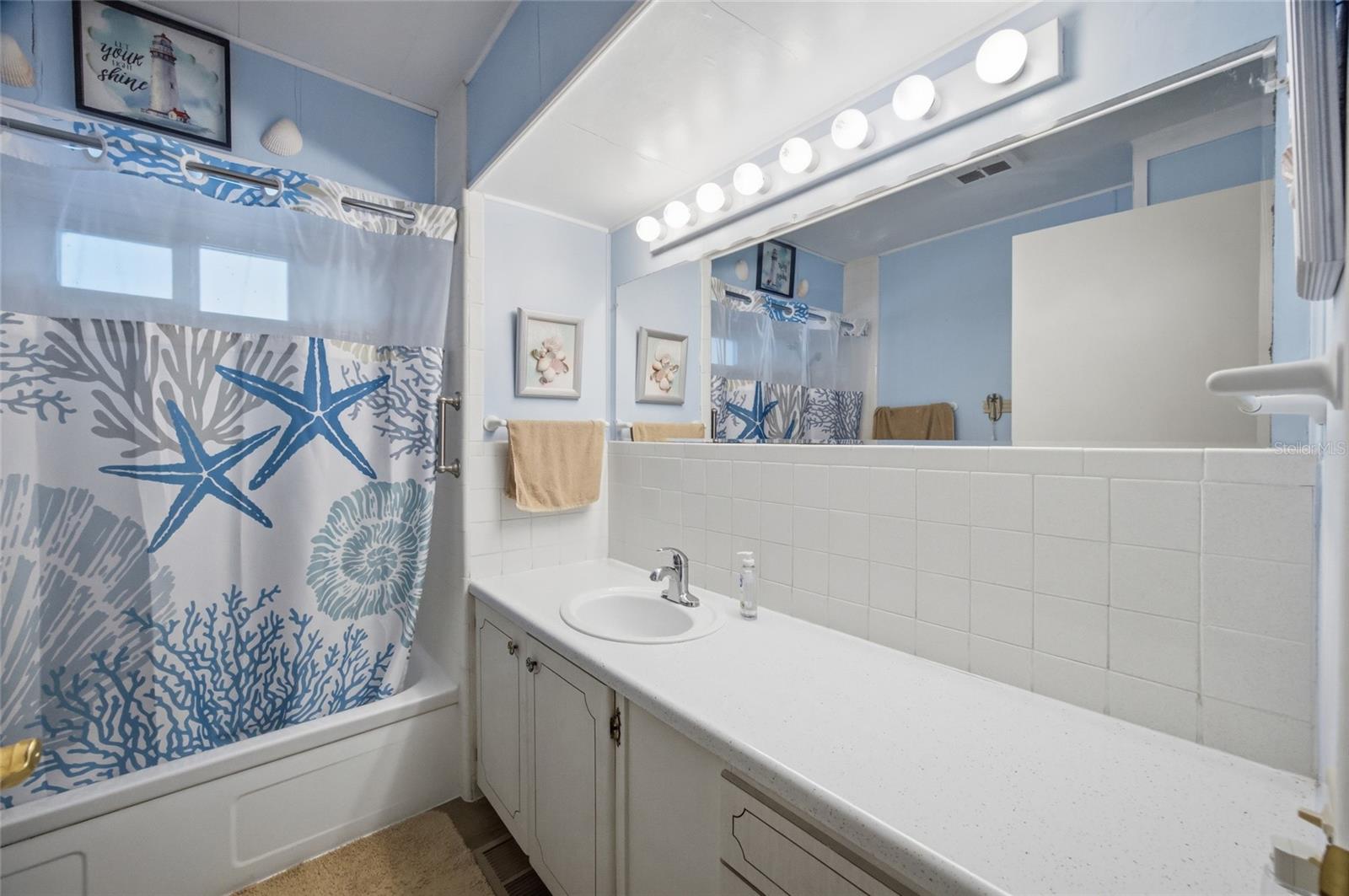 Image 15 of 22 For 9900 Ulmerton Road 242